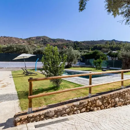 Farm stay Cortijo Maroma *